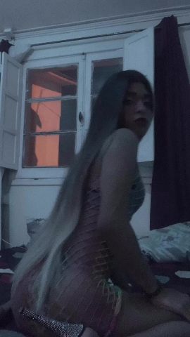 IVONNY ECUATORIANA