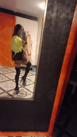 IVONNY ECUATORIANA