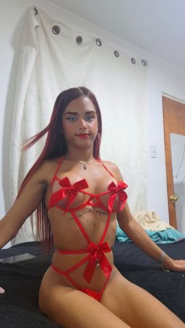 IVONNY ECUATORIANA