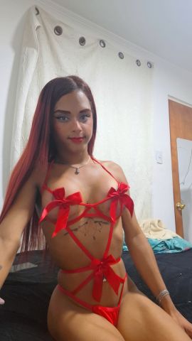 IVONNY ECUATORIANA