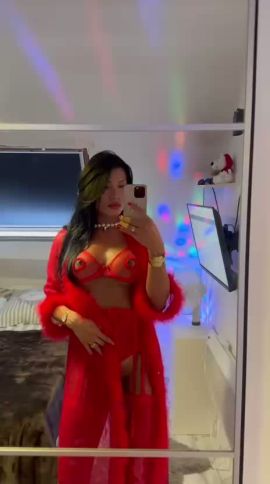 Acnaib Reine