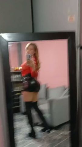  Devora fiestera