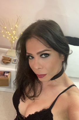 Carla Capriles