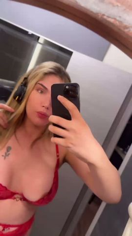 Luisa Blonde