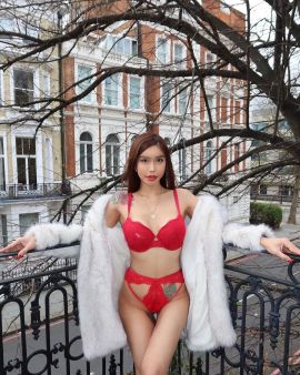 Slut Melanie