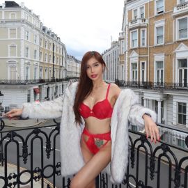 Slut Melanie