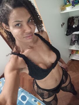 Gabriela Leal