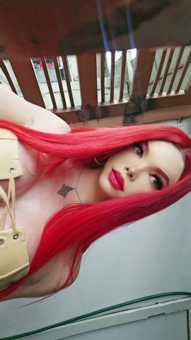 Lyli hot