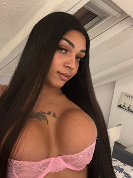 Emmanuelle Santos