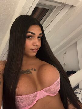 Emmanuelle Santos
