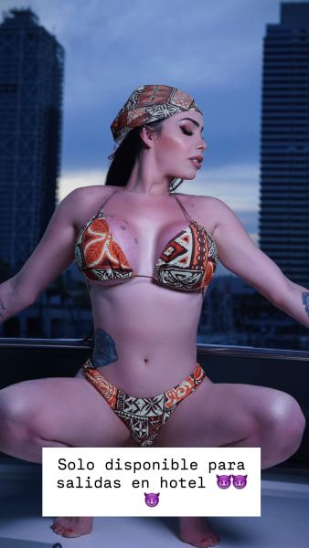 ¡Hola!  

Solo para ventas de onlyfans

Soy Jaqueline, una chica trans que te cautivará con conversaciones que excitan la mente y una escucha tan intensa que sentirás cada fibra de tu ser 😉🔥

Conóceme y descubrirás a una chica que no solo te hará disfrutar de momentos inolvidables, sino que también despertará tu mente y encenderá tu deseo 🔥🌹 

¿Listo para una conexión que va más allá de lo superficial y se adentra en territorios inexplorados? 📞💋🇪🇸