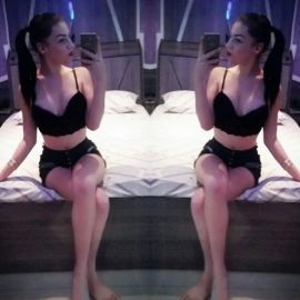 Jacqueline Oliveira XXL