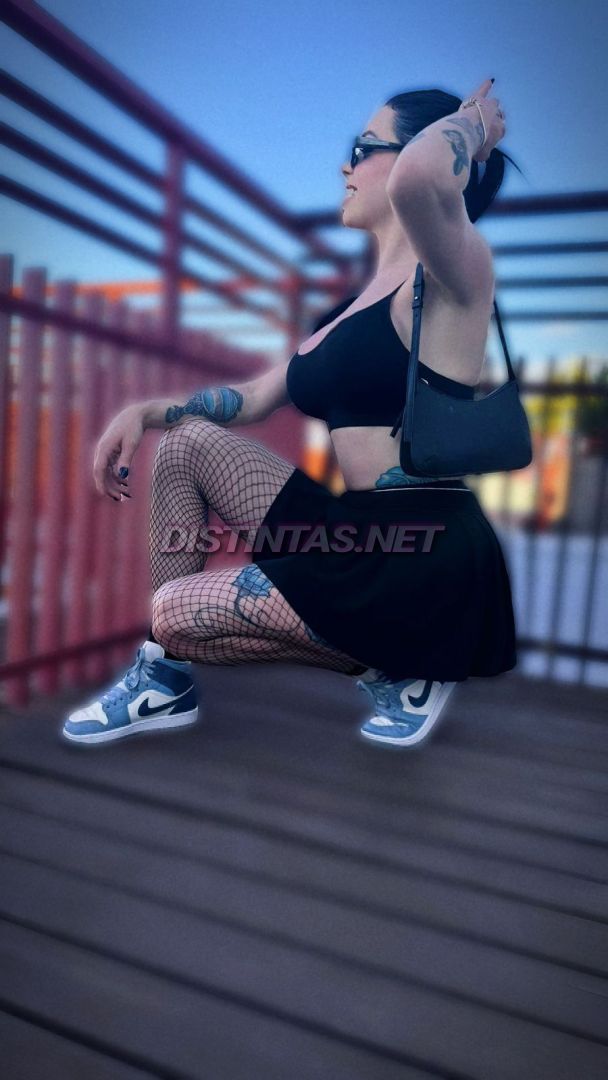 Jacqueline Oliveira XXL