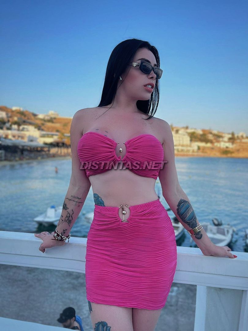 Jacqueline Oliveira XXL
