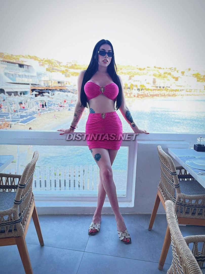 Jacqueline Oliveira XXL
