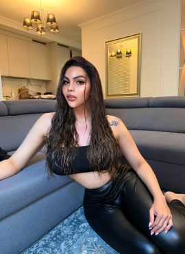 Yasmin Santos