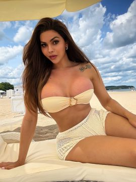 Yasmin Santos