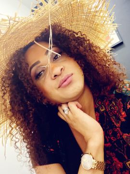 Cleo Chaude