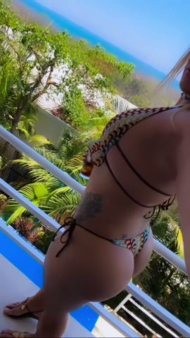 Domina Karah Darosa