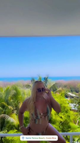 Domina Karah Darosa