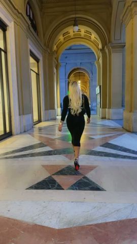 Domina Karah Darosa
