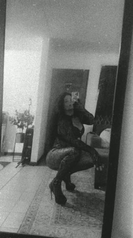 Domina Karah Darosa
