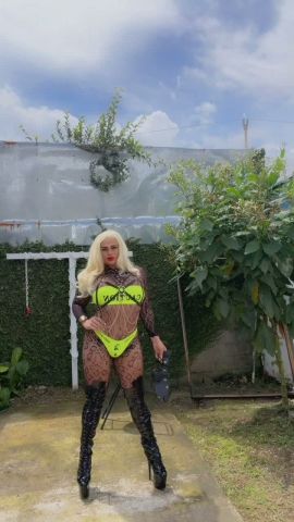 Domina Karah Darosa