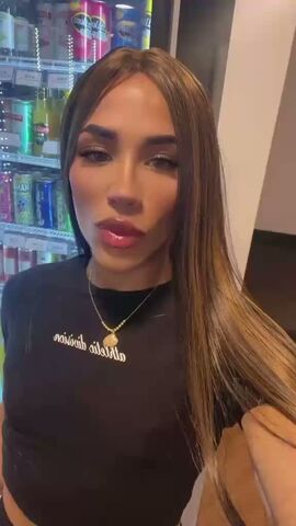Melissa Mejia 23cm