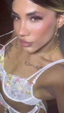 Melissa Mejia 23cm