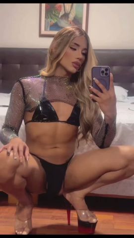 Melissa Mejia 23cm