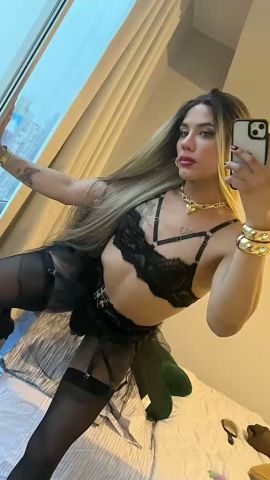 Melissa Mejia 23cm