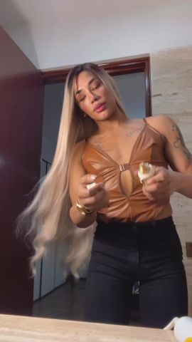 Melissa Mejia 23cm