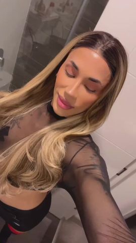 Melissa Mejia 23cm