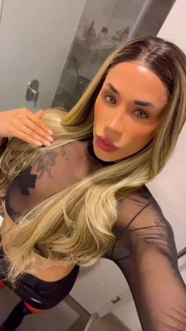 Melissa Mejia 23cm