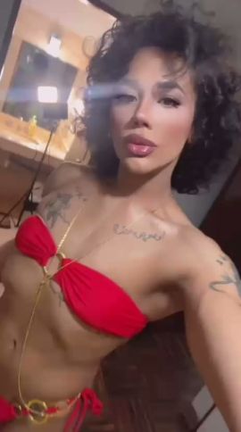 Melissa Mejia 23cm