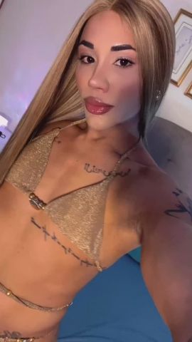 Melissa Mejia 23cm