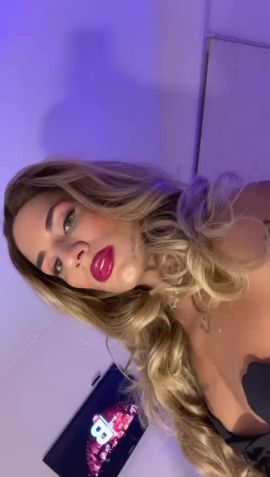 Melissa Mejia 23cm
