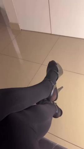 Melissa Mejia 23cm