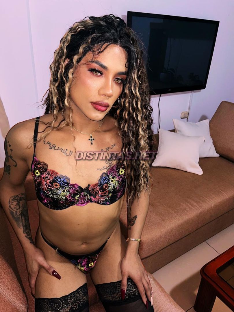 Melissa Mejia 23cm