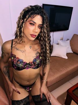 Melissa Mejia 23cm