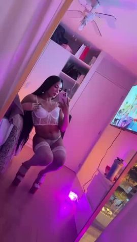 Melissa Mejia 23cm