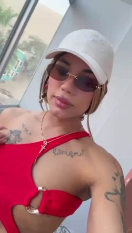 Melissa Mejia 23cm