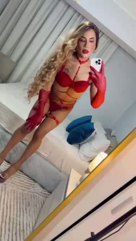 Melissa Mejia 23cm