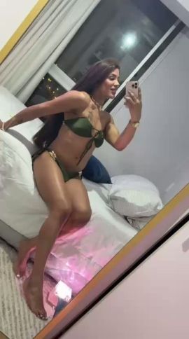 Melissa Mejia 23cm