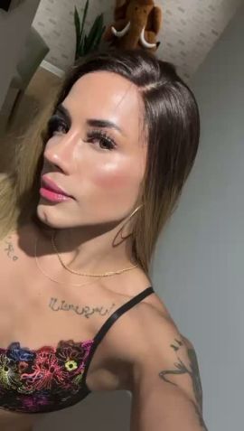 Melissa Mejia 23cm