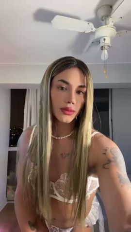 Melissa Mejia 23cm