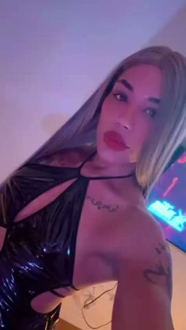 Melissa Mejia 23cm