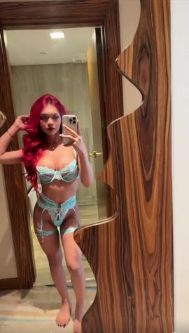 Redhead TransPinay