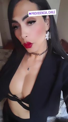 Isabella Hot