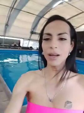 Isabella Hot